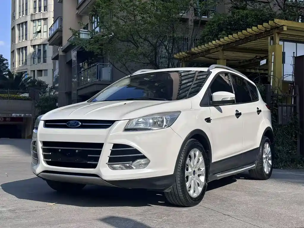 Kuga 1.5 L GTDi 2 WD Style