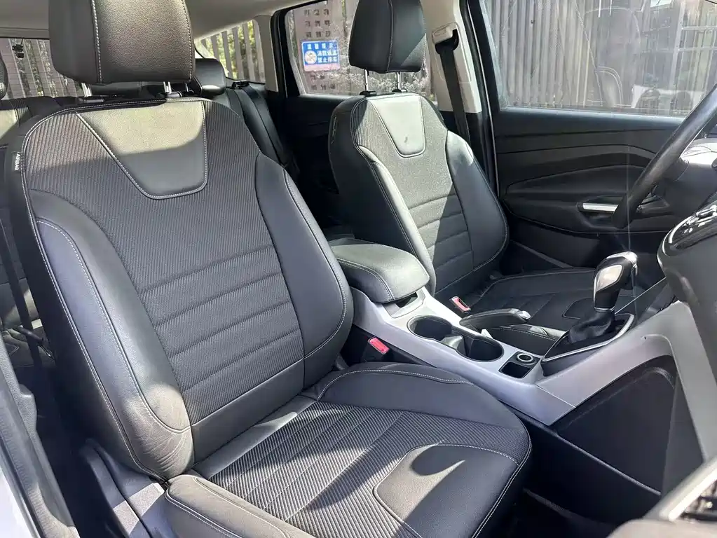 Kuga 1.5 L GTDi 2 WD Style