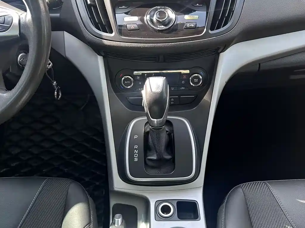 Kuga 1.5 L GTDi 2 WD Style