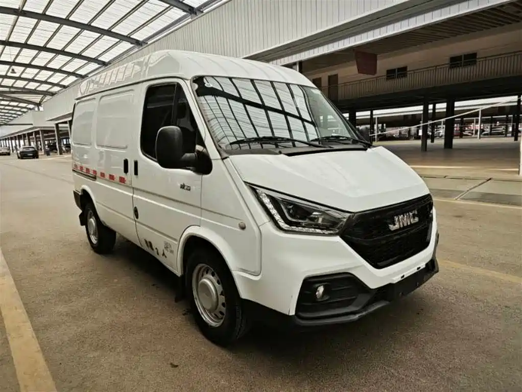 Transit Custom 2.8 T Space King Standard SWB Mid High Roof 3-seat Diesel CN-VI JX493