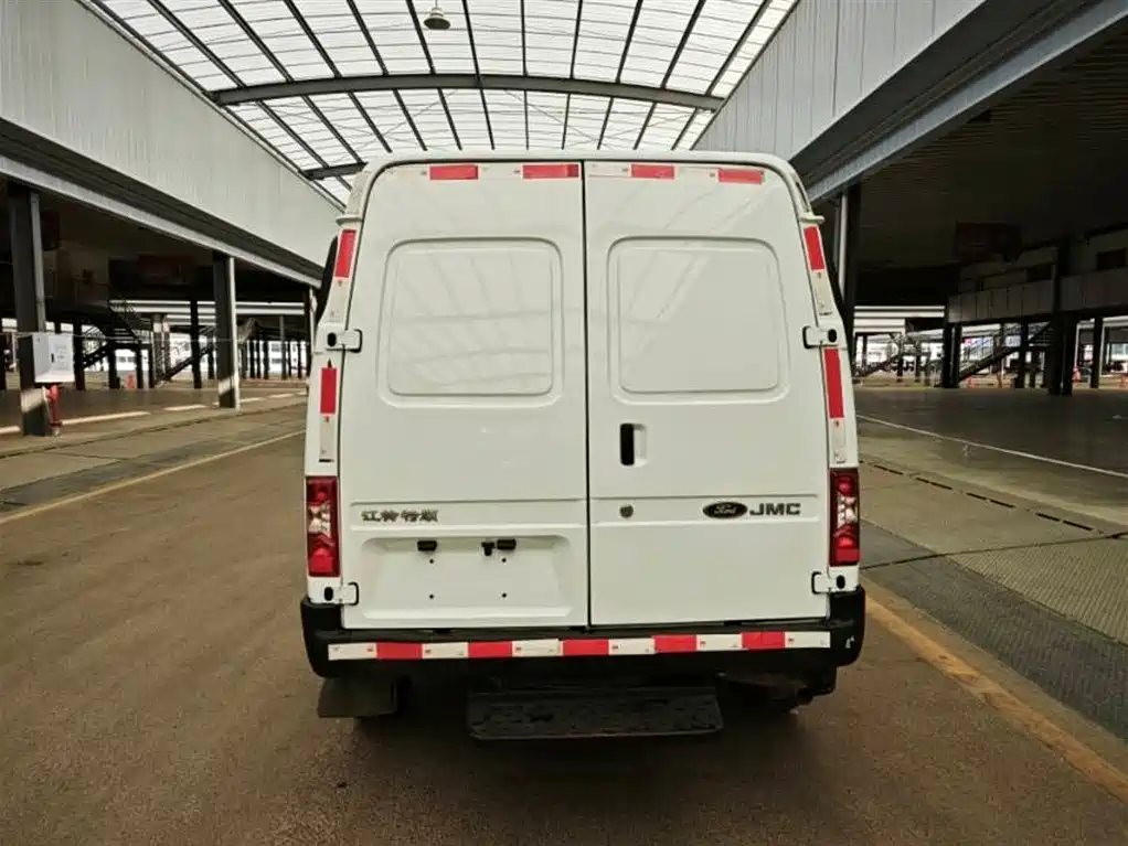 Transit Custom 2.8 T Space King Standard SWB Mid High Roof 3-seat Diesel CN-VI JX493