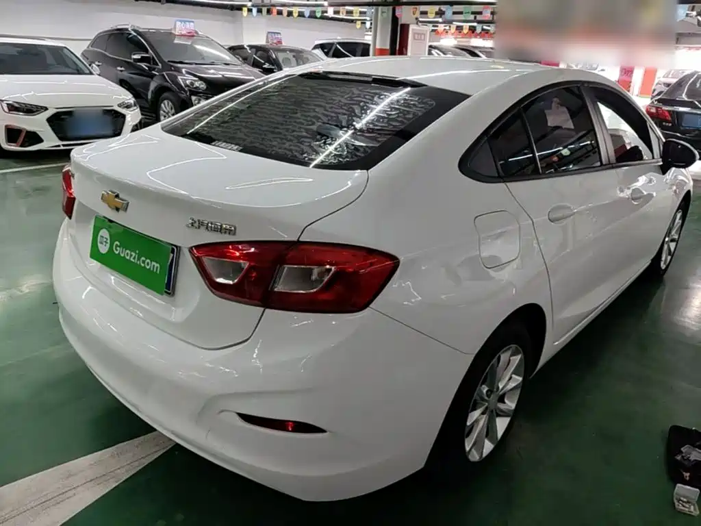 Cruze 1.5 L Auto Pioneer Sunroof