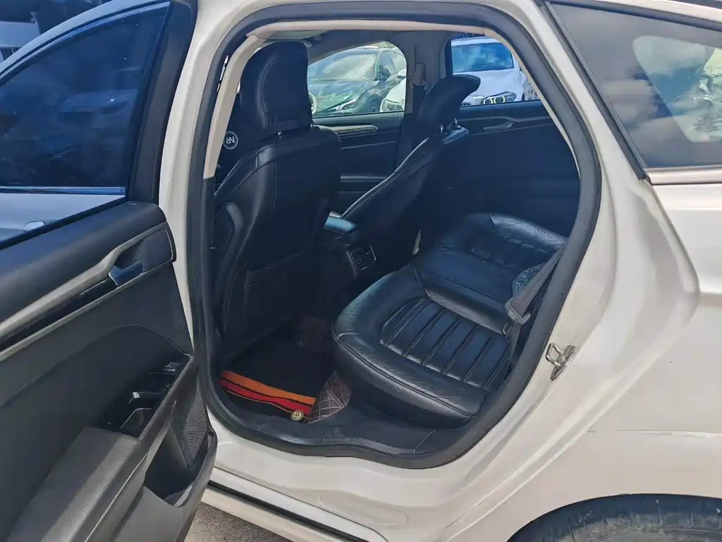 Mondeo 2.0 L GTDi200 Fashion