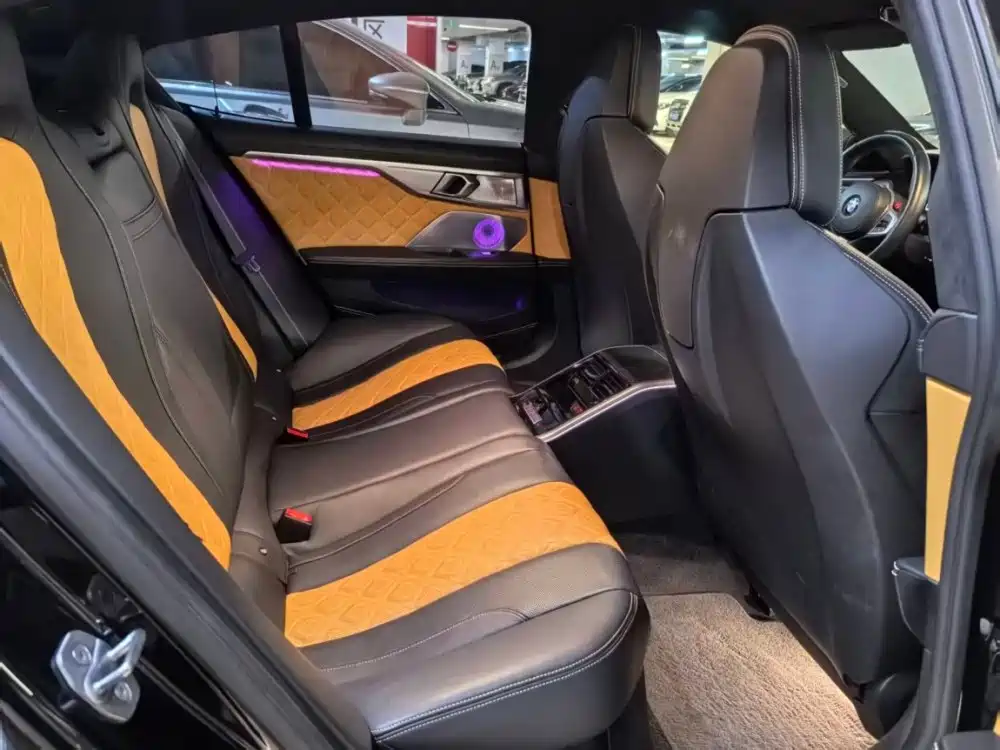 BMW M8 M8 4-door Coupe Thunder