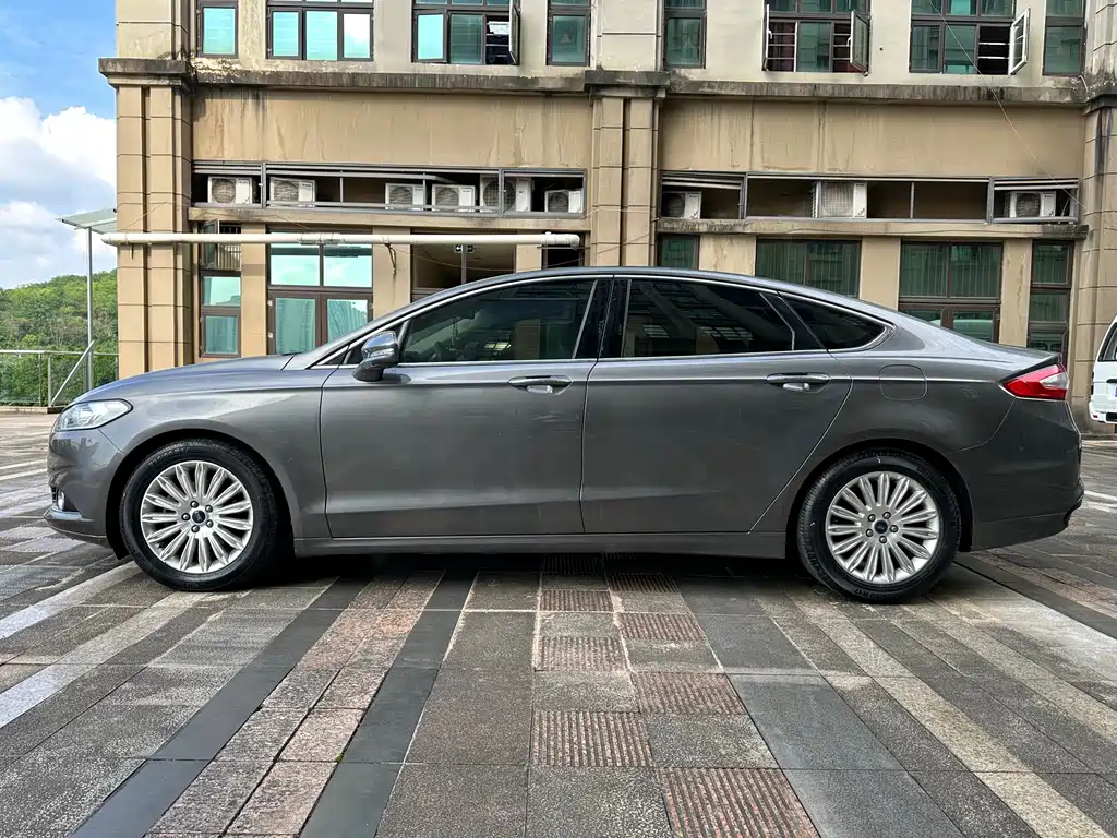 Mondeo 2.0 L GTDi200 Fashion