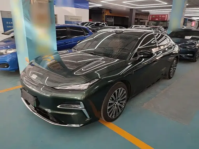 Geely Galaxy Xingyao 8 130 km EM-P Starship