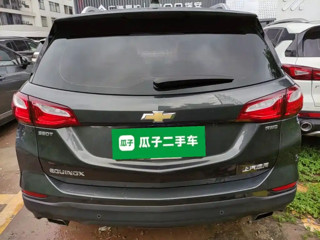 Equinox 探界者 2017款 550 T 自动四驱拓界版