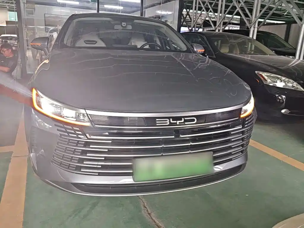Destroyer 05 Glory DM-i 55 KM Luxury
