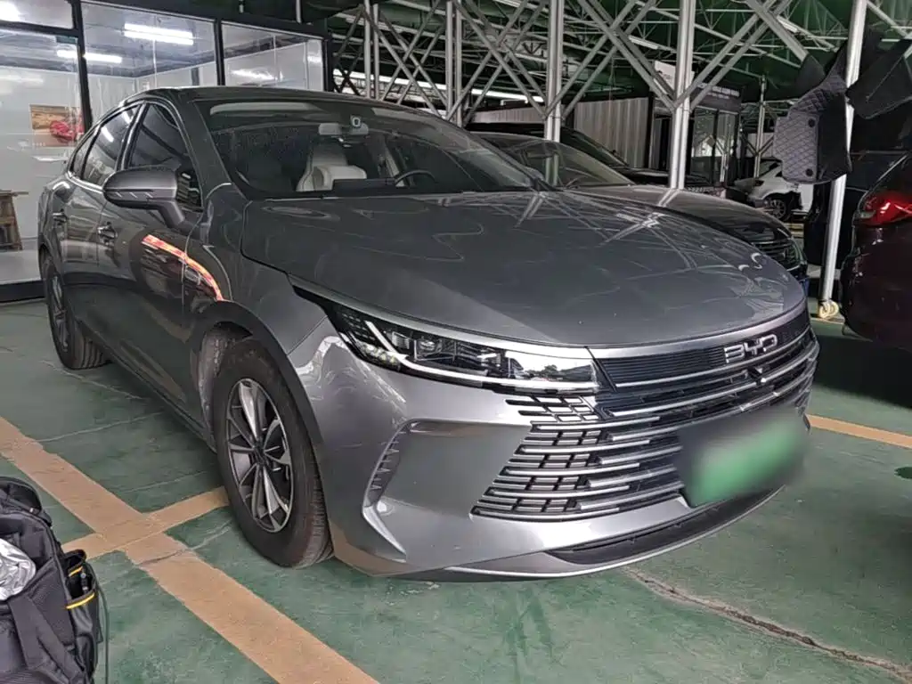 Destroyer 05 Glory DM-i 55 KM Luxury
