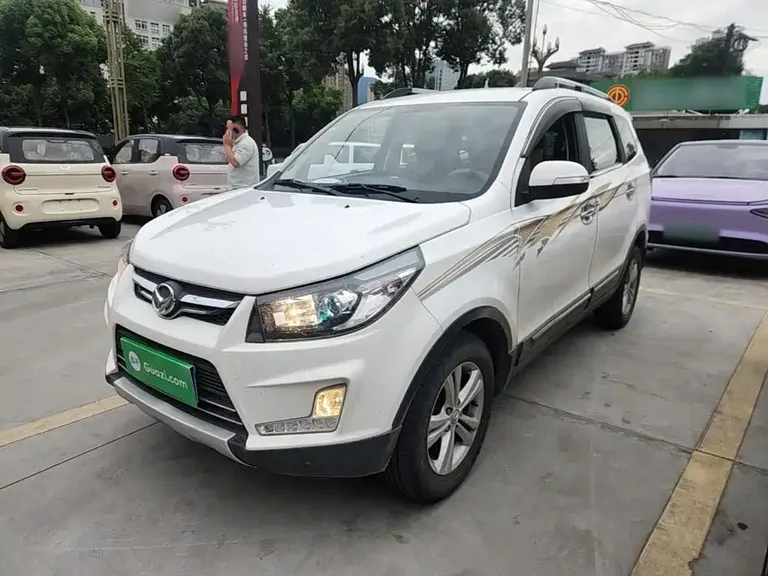 BAIC Huansu S3 1.5 L Luxury CN-IV