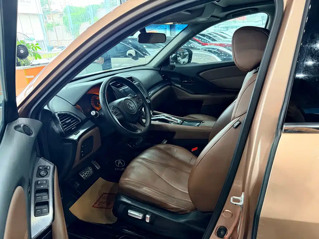 Acura CDX 1.5 T 2 WD Premium
