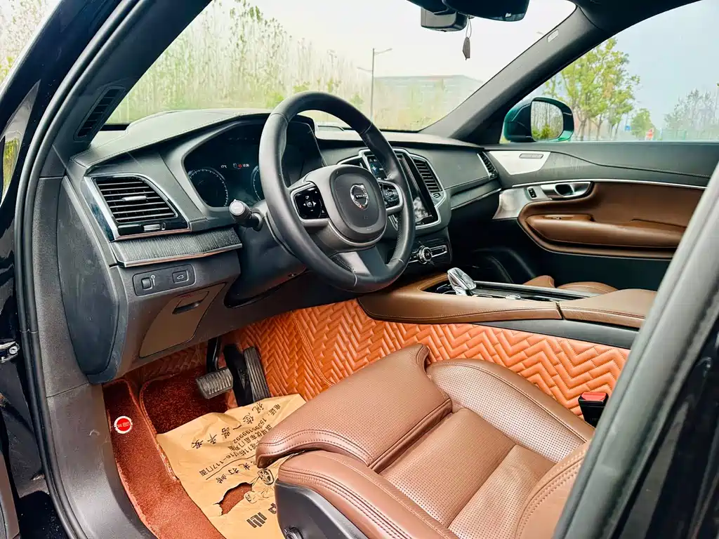 Volvo XC90 沃尔沃XC90 2021款 B6 智雅运动版 7座