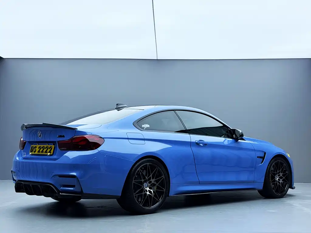 BMW M4 M4 2-door Coupe Car Fan Limited