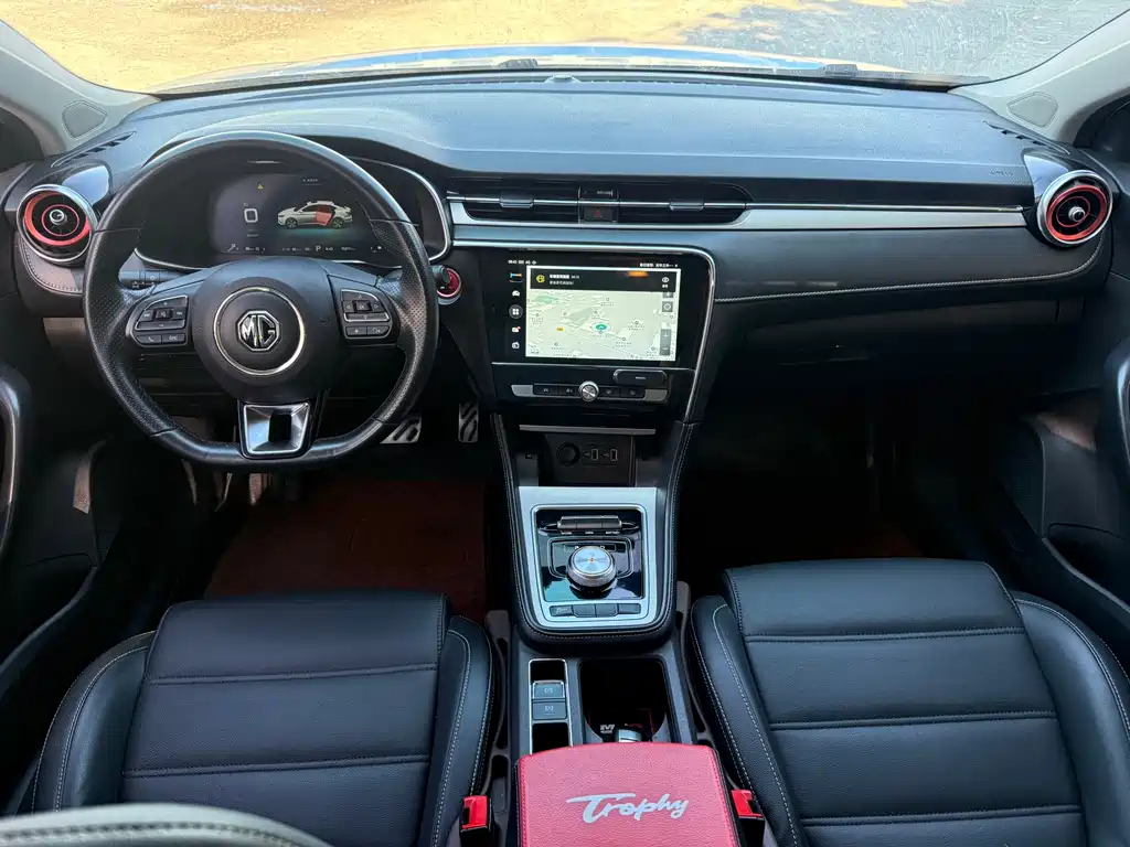MG 6 NEV 名爵6新能源 2018款 45 T E-DRIVE智驱混动尊享互联网版