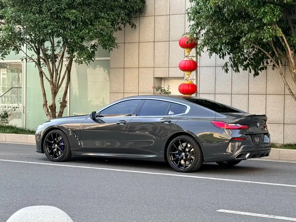 BMW 8 Series 840 i 4-door Coupe M Sport Package