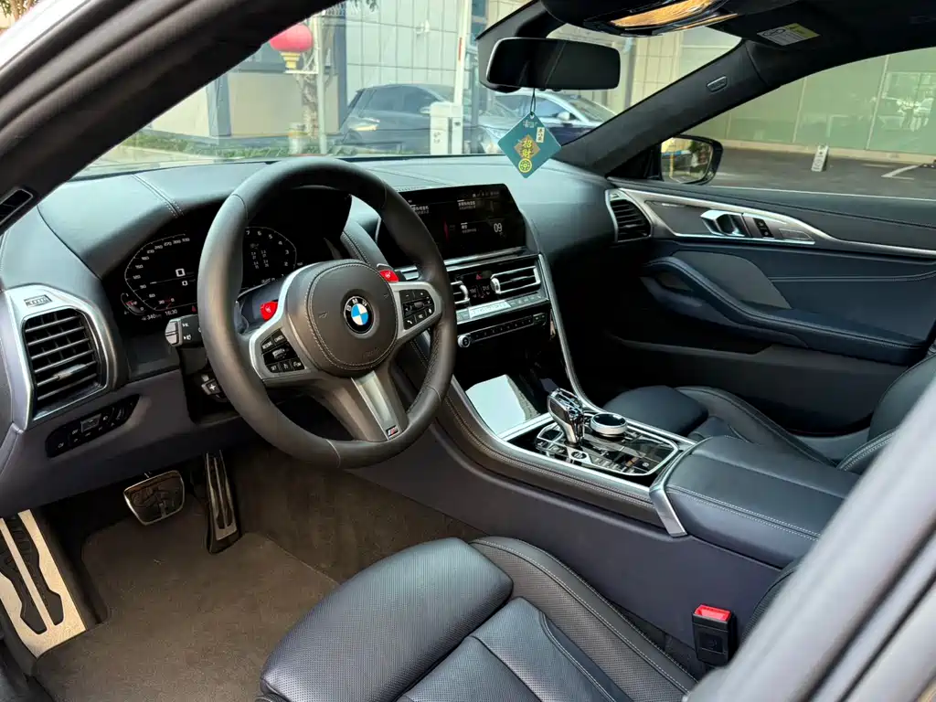 BMW 8 Series 840 i 4-door Coupe M Sport Package
