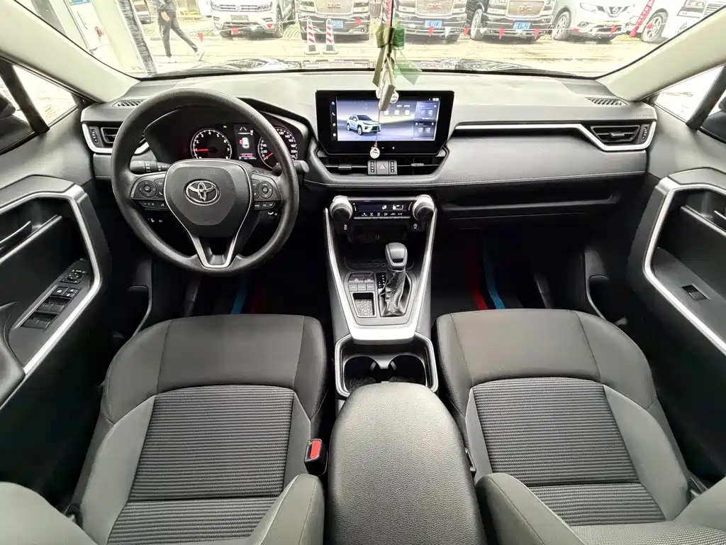 Wildlander 2.0 L CVT 2 WD Leading