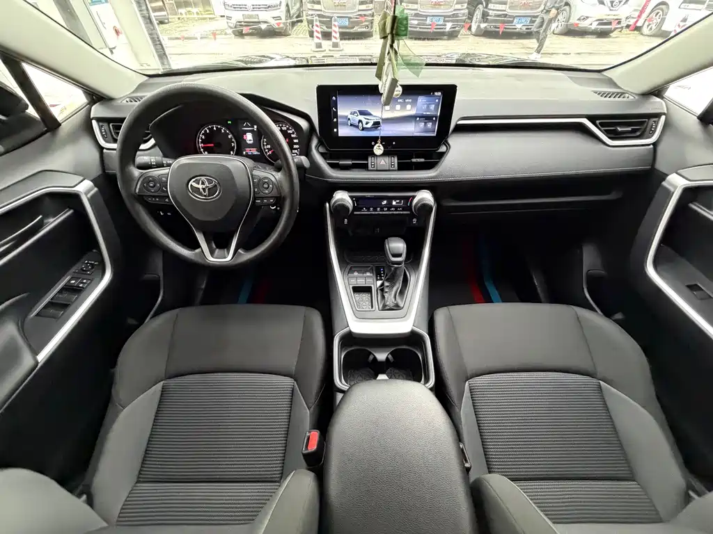 Wildlander 2.0 L CVT 2 WD Leading