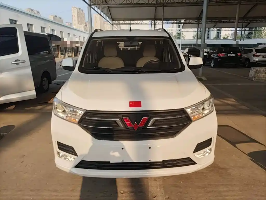 Wuling Hongguang Facelift 1.5 L S Standard Electric Assist LAR