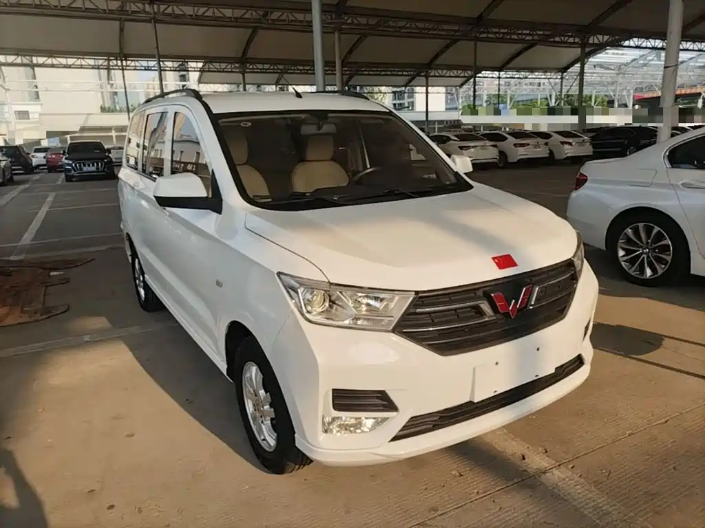 Wuling Hongguang Facelift 1.5 L S Standard Electric Assist LAR