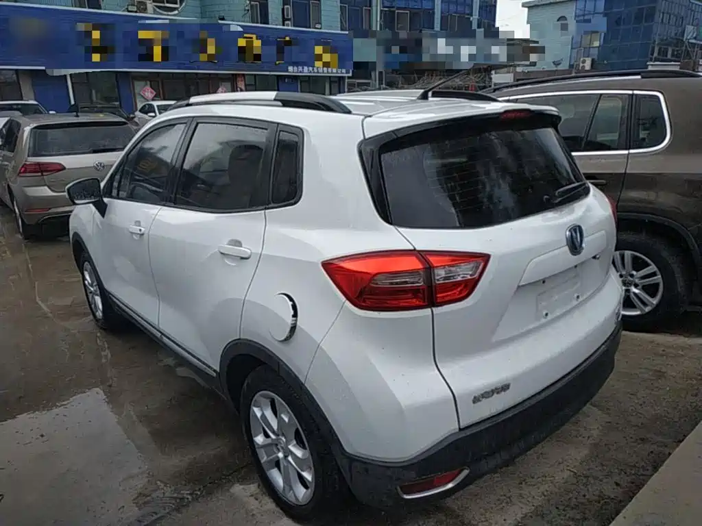 Changan CS15 1.5 L Auto Fashion