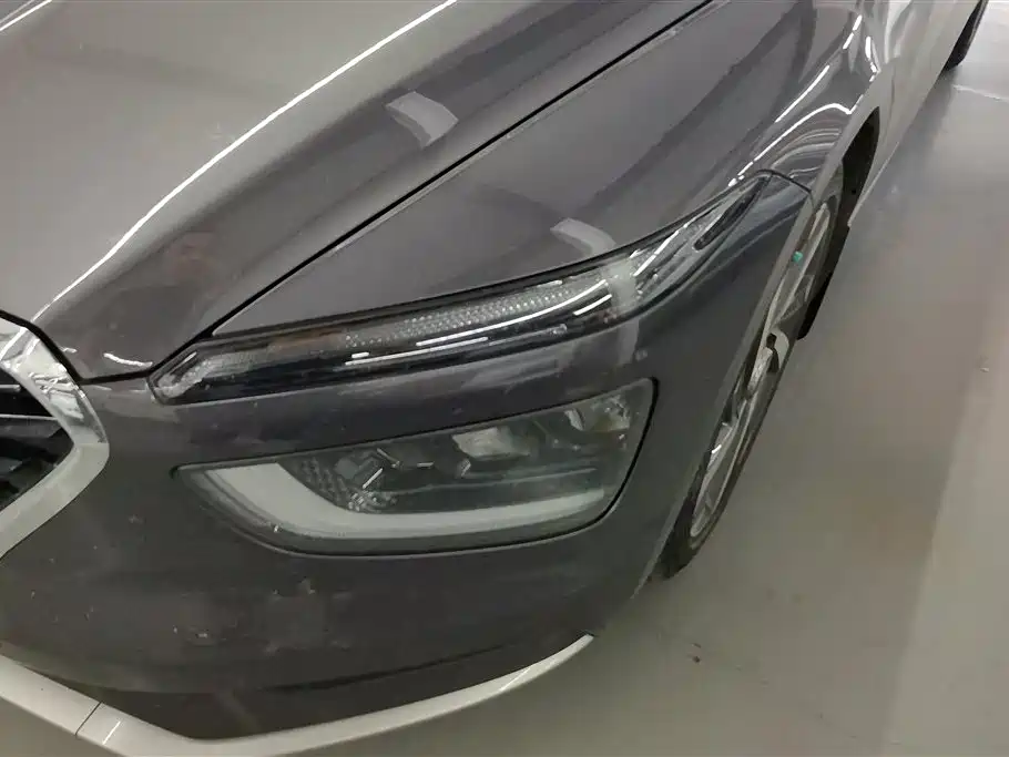 Mistra 名图 2021款 1.8 L CVT LUX尊贵版