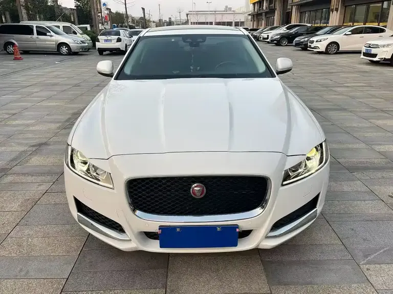 Jaguar XFL XFL 2.0 T P200 2 WD Elite Luxury