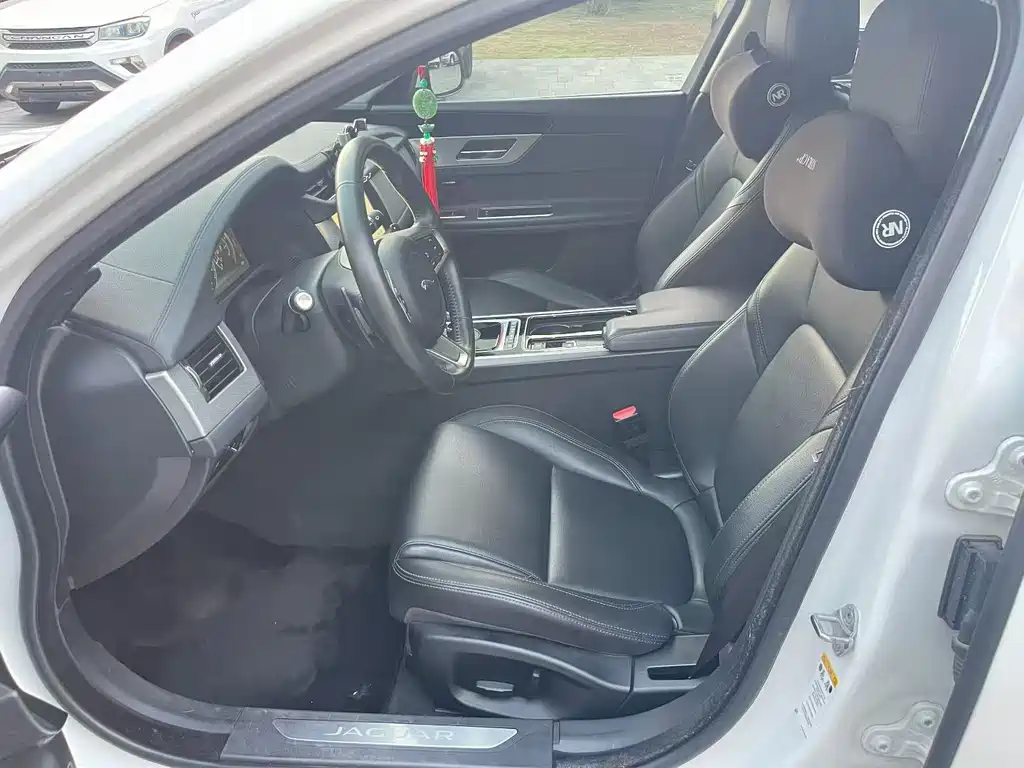 Jaguar XFL XFL 2.0 T P200 2 WD Elite Luxury