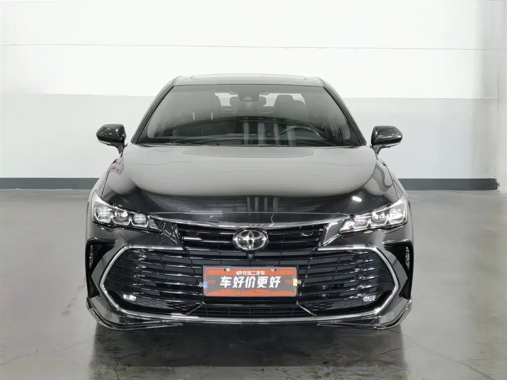 Avalon 2.5 L Touring Distinguished SPORT