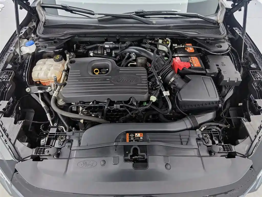 Mondeo EcoBoost 245 Luxury