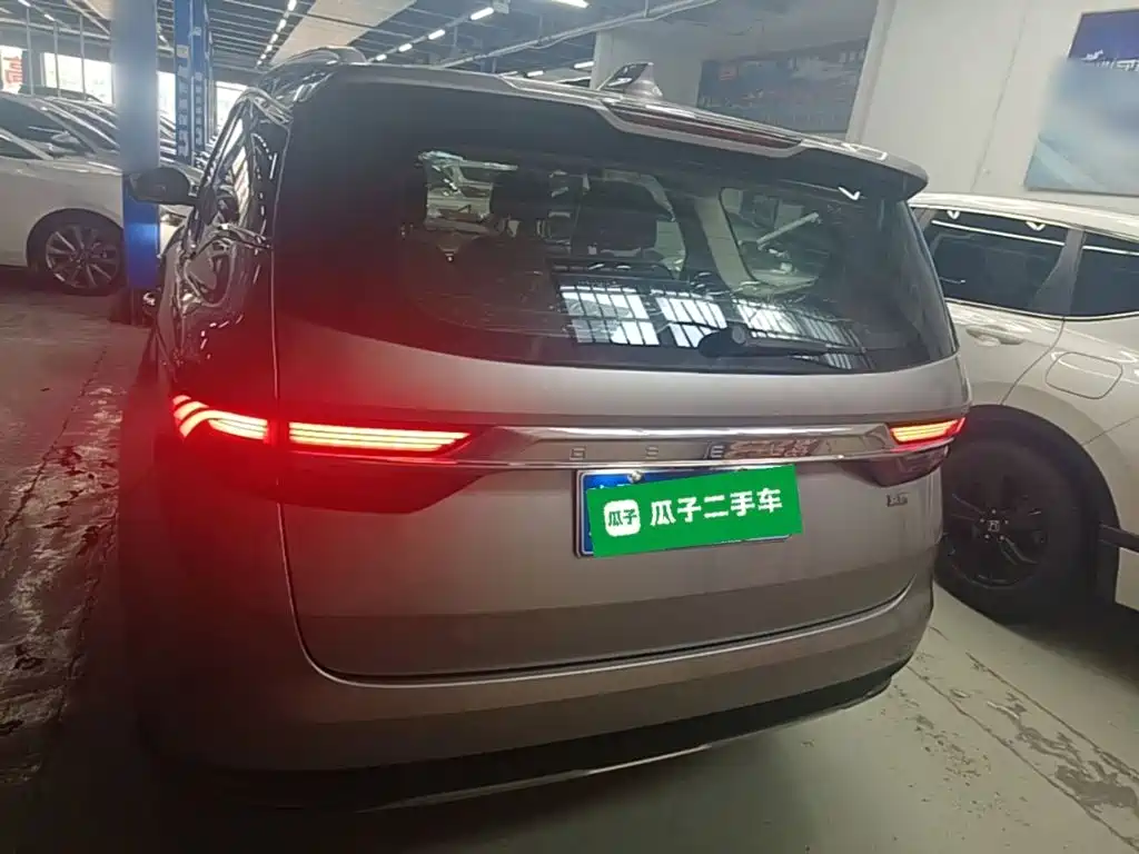 Jiaji 1.5 TD MHEV DCT Premium Enjoyment