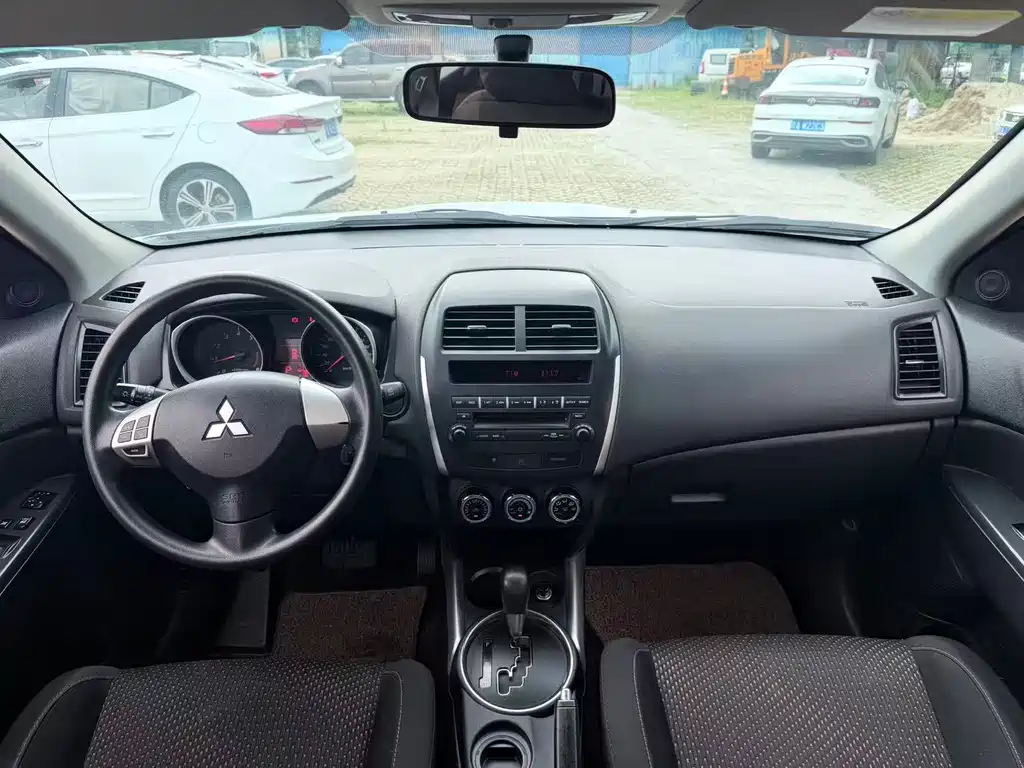 ASX 2.0 L CVT 2 WD Elite
