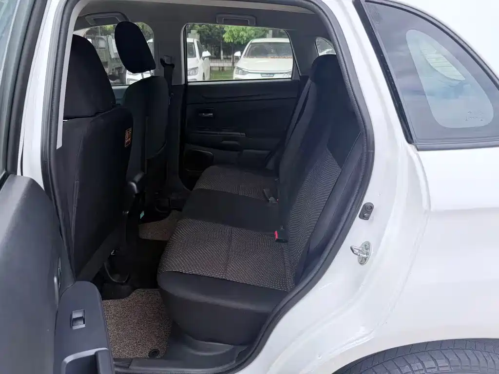 ASX 2.0 L CVT 2 WD Elite