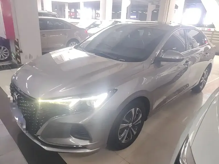 Changan Eado PLUS Blue Whale NE 1.4 T GDI DCT Distinguished