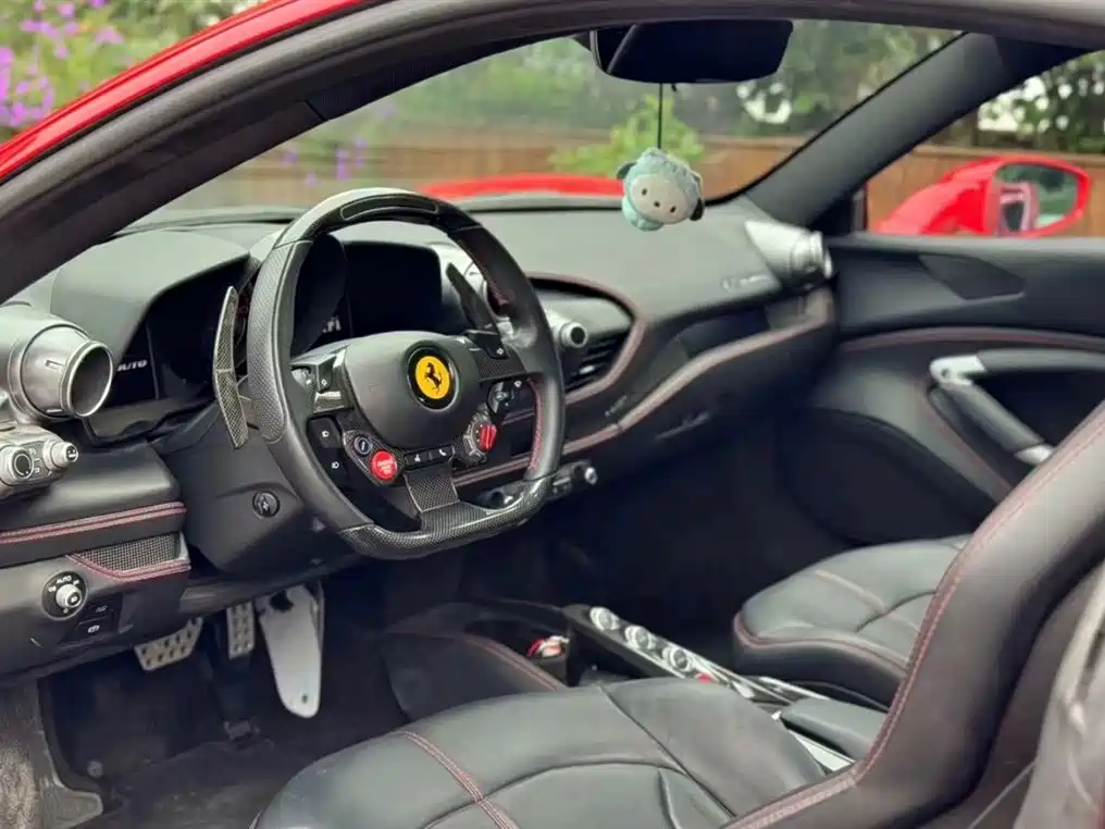 Ferrari F8 Tributo 3.9 T V8