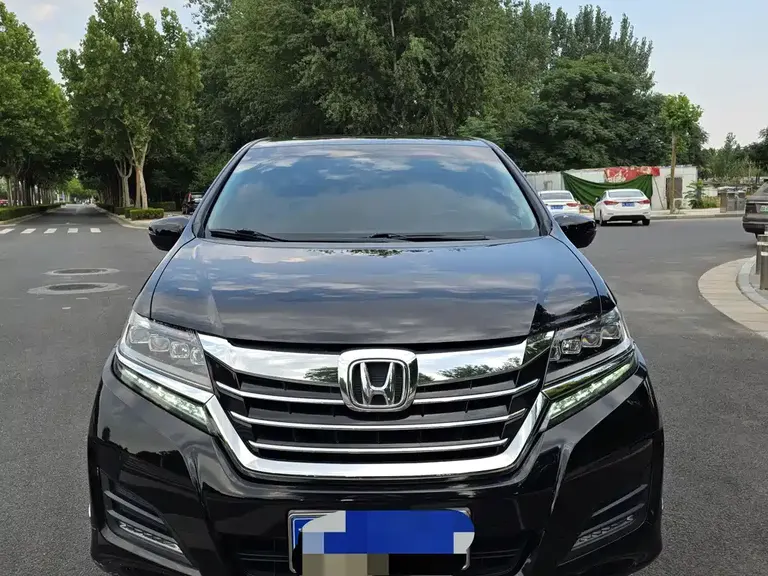 Honda Elysion 2.4 L Luxury