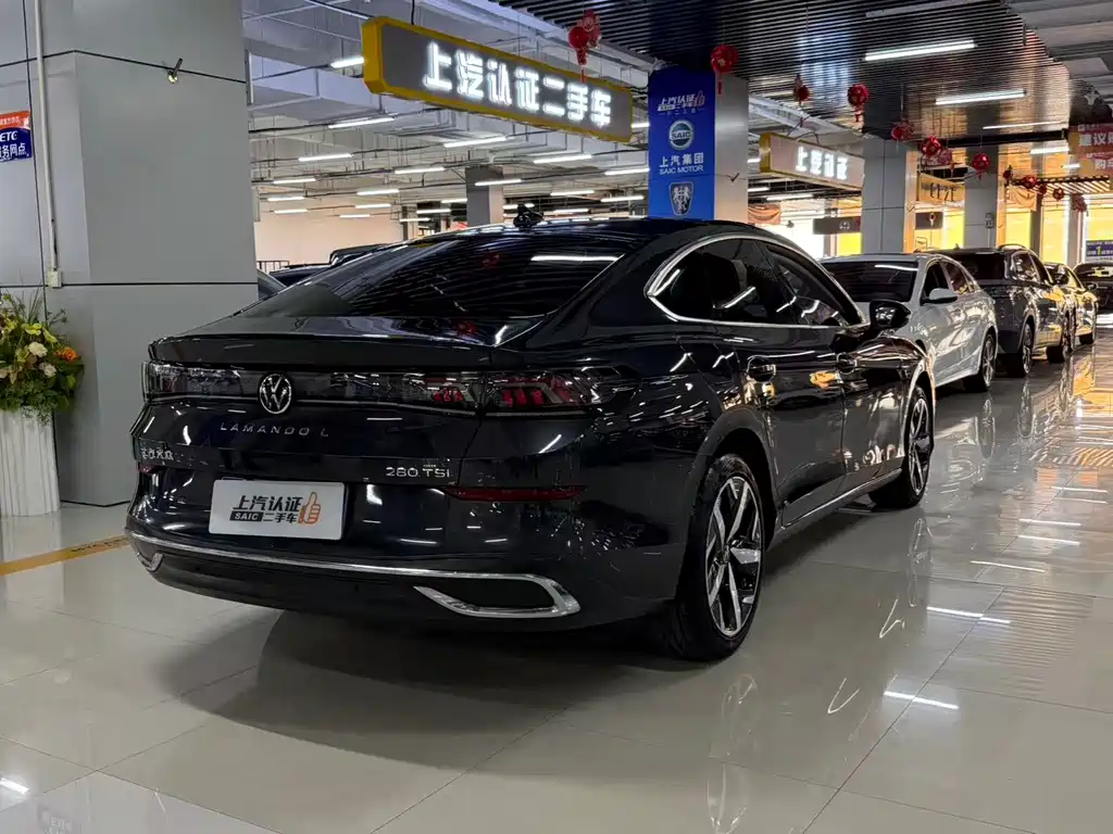 Lamando Lamando L 280 TSI DSG Spicy Cool
