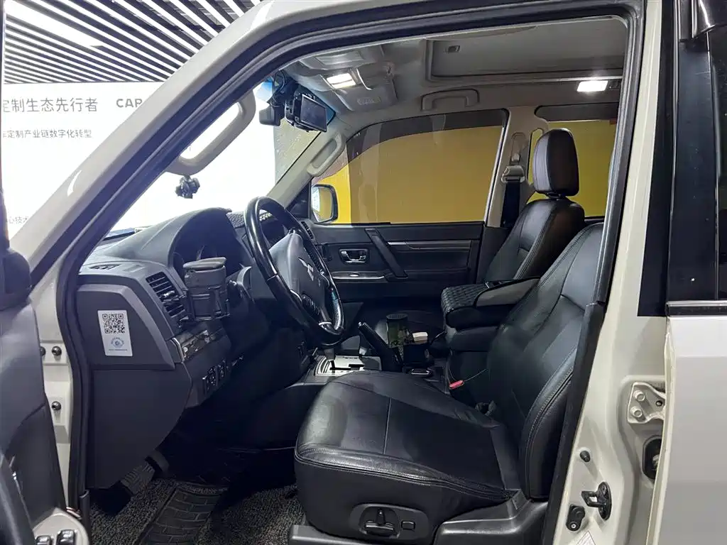Pajero (Import) 帕杰罗进口 2015款 3.0 L 自动精英超越版 国V