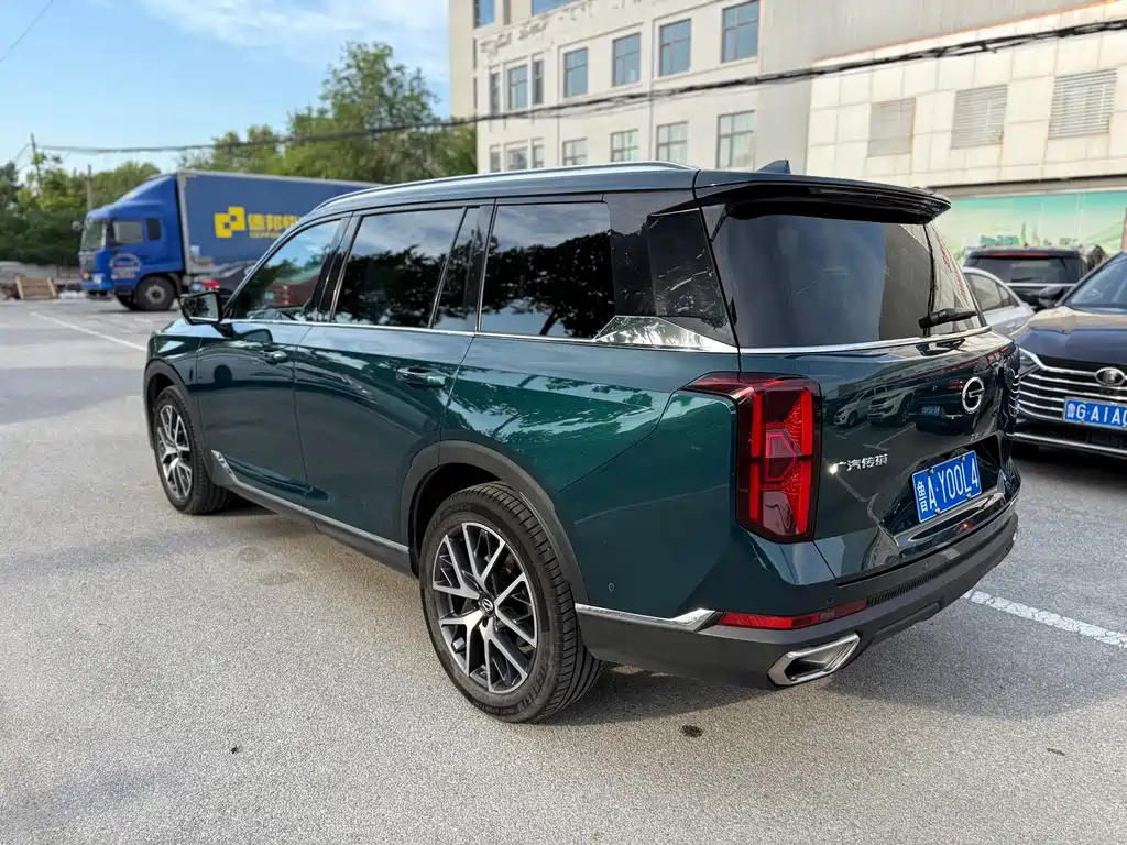 GAC Trumpchi GS8 Navigator Series 2.0 TGDI 2 WD Distinguished (7-seat)