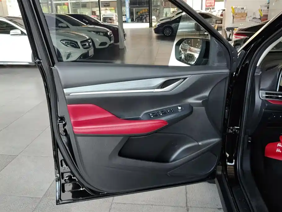 Changan CS55 PLUS Blue Whale 1.5 T DCT Luxury