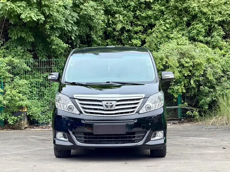 Toyota Alphard 3.5 L Luxury