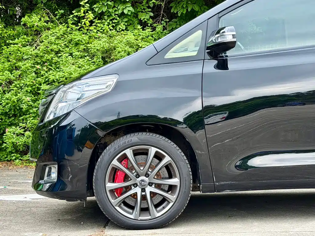 Alphard 3.5 L Luxury