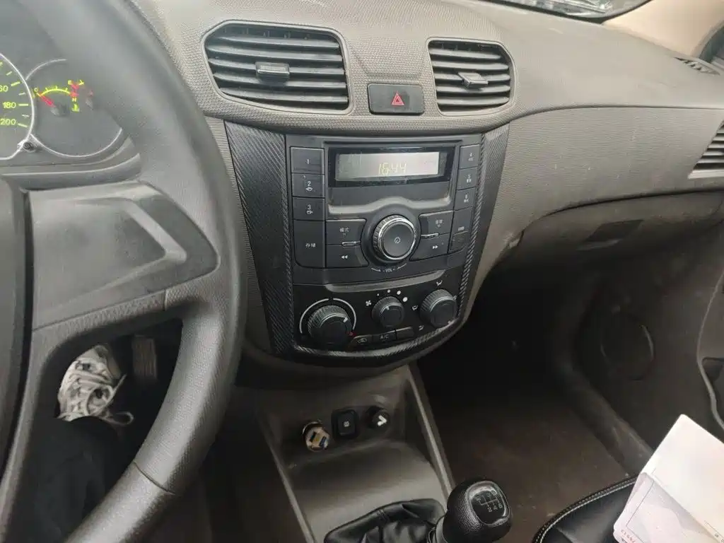 Wuling Hongguang Facelift 1.5 L S Basic Hydraulic Assist LAR