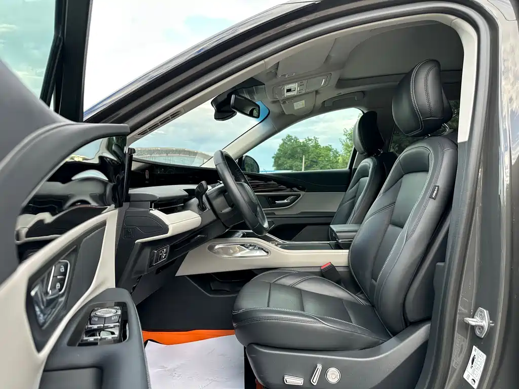 Nautilus 2.0 T 4 WD Comfort Supreme