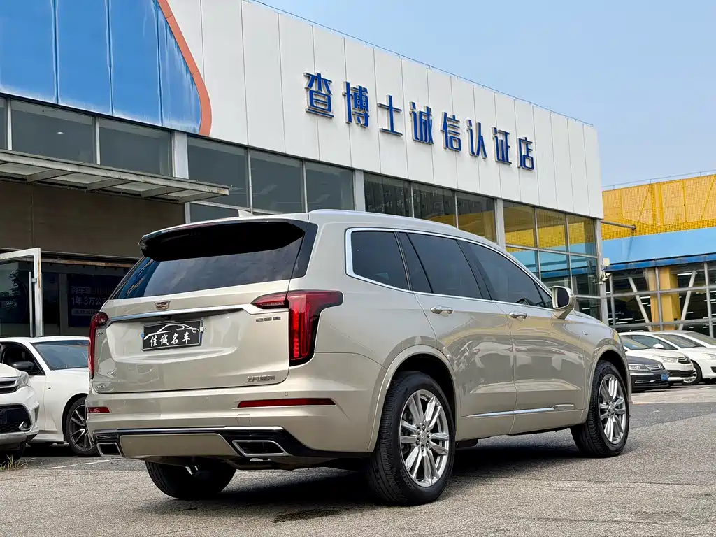Cadillac XT6 2.0 T 6-seat 4 WD Luxury