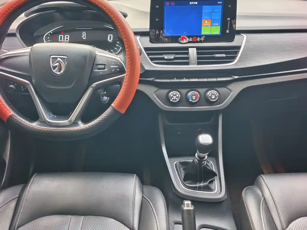 Baojun 360 宝骏360 2019款 1.5 L 手动精英型 国VI