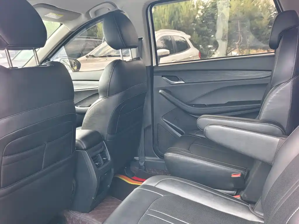 Baojun 360 宝骏360 2019款 1.5 L 手动精英型 国VI