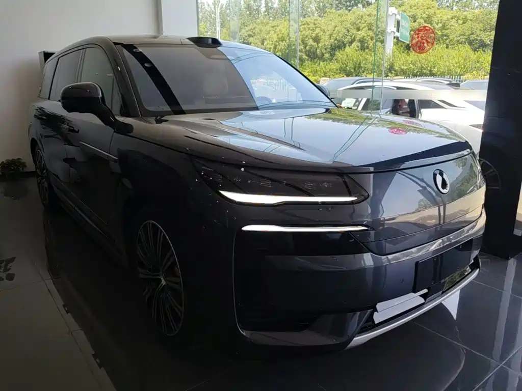 Denza N9 Flagship