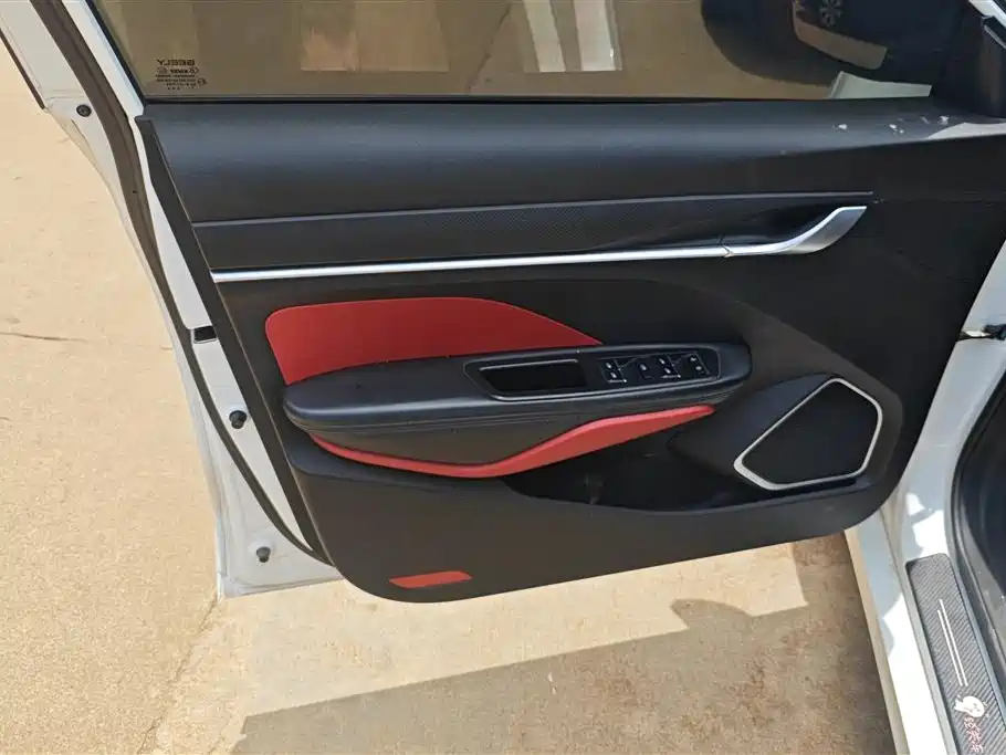 Binrui 1.4 T CVT F- Sport