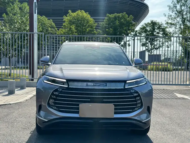 BYD Frigate 07 护卫舰07 2023款 DM-i 100 KM 豪华型